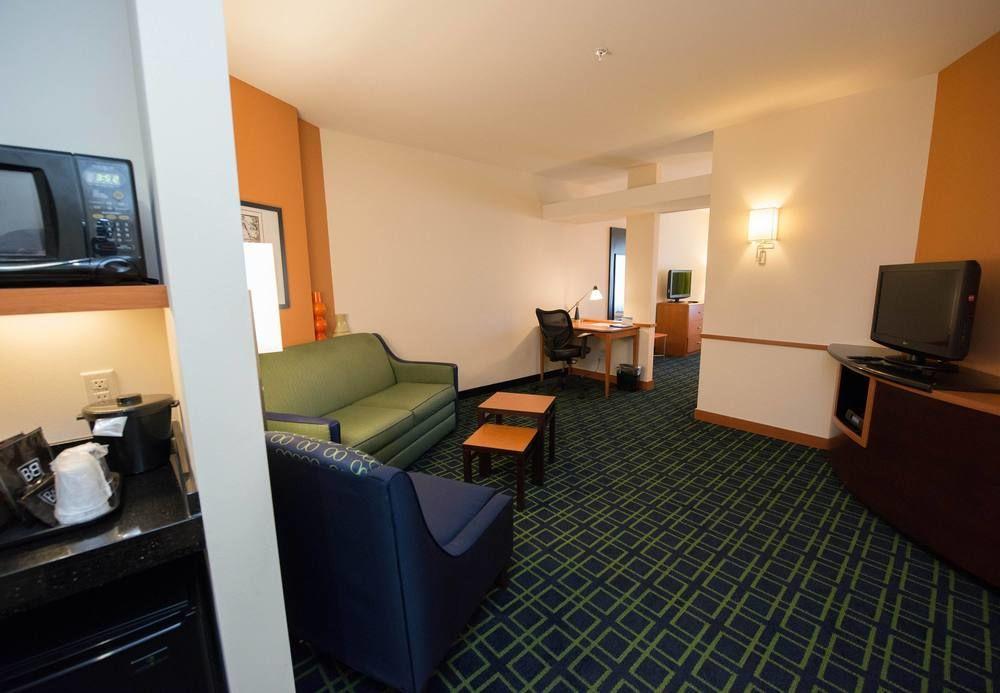 Fairfield Inn & Suites Seattle ברמרטון מראה חיצוני תמונה